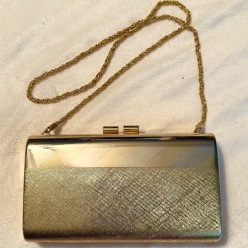 SOLD. Vintage Walborg Evening Bag Purse Metal Clutch Italy Gold Chain Gala